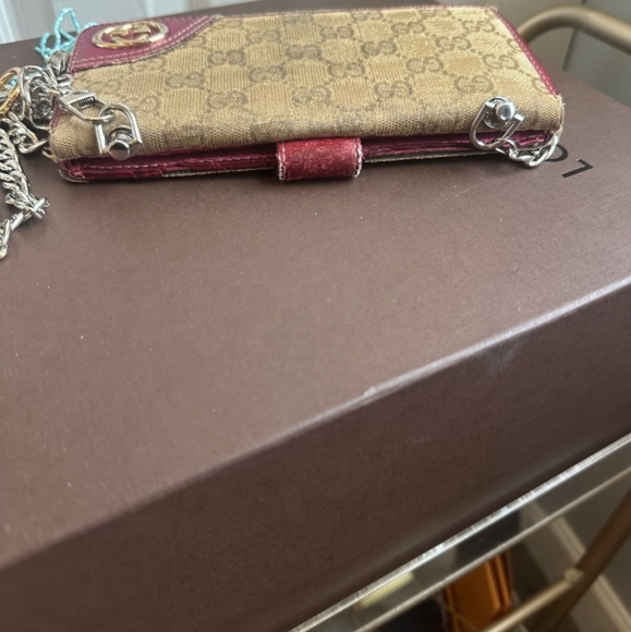 Gucci Brown Tan Canvas and Leather Wallet Crossbody Silver Chain Pink Interior - Picture 6 of 11